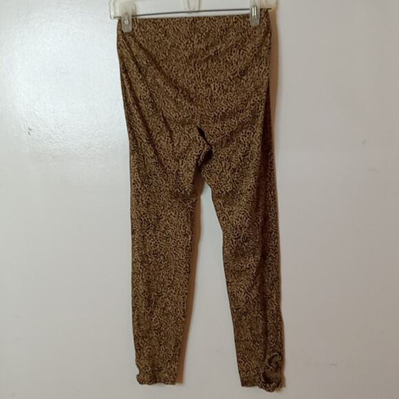 Old Navy Animal print size Medium leggings. - Picture 4 of 8